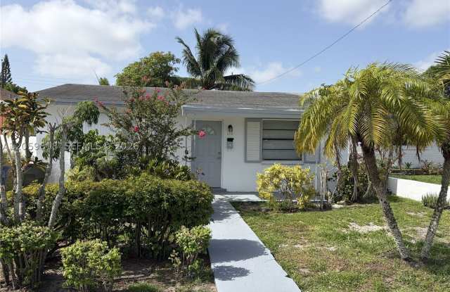 613 NW 5 CT Gallery 1
