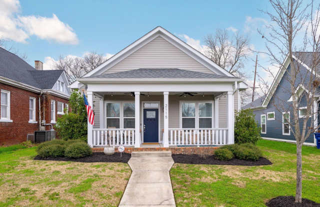 2115 Union Avenue photos photos