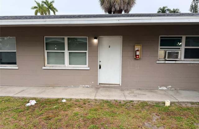 2409 13TH STREET W photos photos