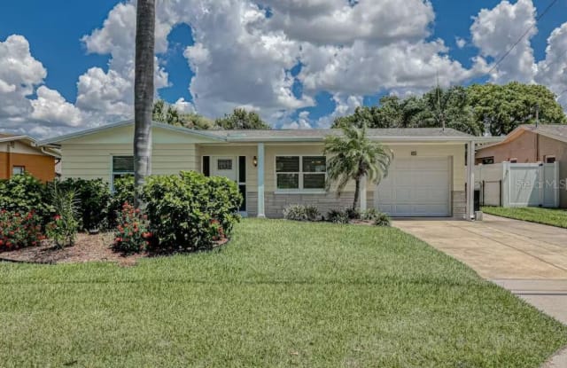 37 CITRUS DRIVE - 37 Citrus Drive, Palm Harbor, FL 34684