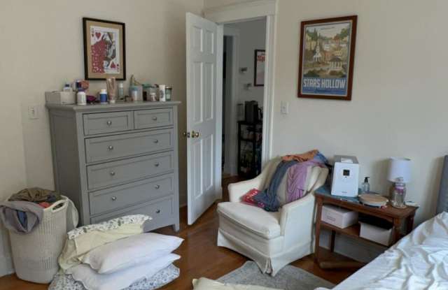 109 Kilsyth Rd. Gallery 4