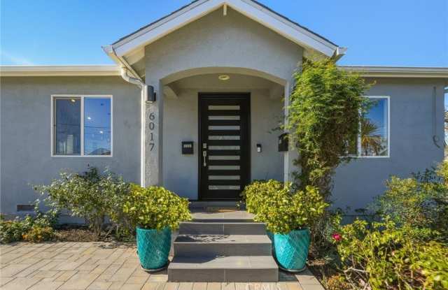 6017 Encino photos photos