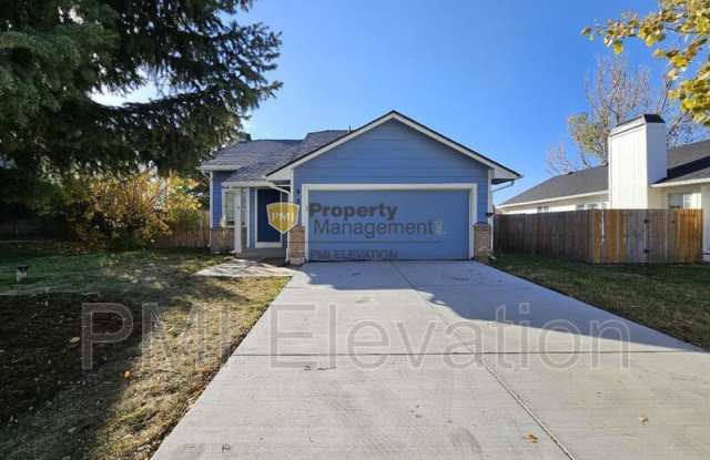 625 Howe St - 625 Howe Street, Castle Rock, CO 80104