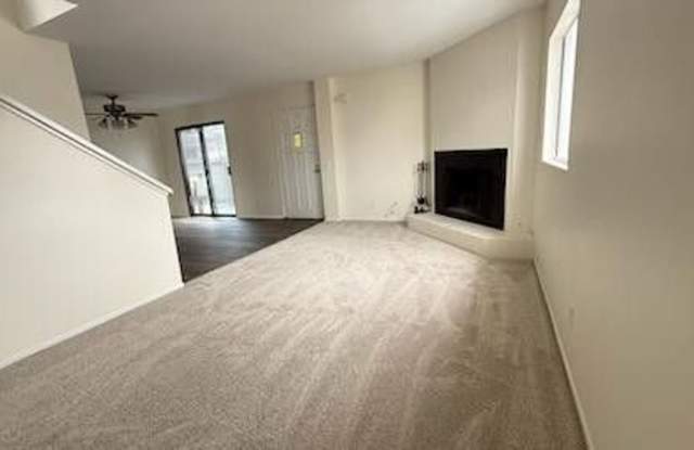 Updated 2-Bed, 2-Bath Condo in Downtown Oxnard! Gallery 3