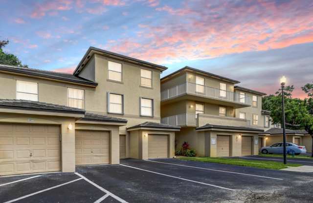 2020 Greenview Shores Boulevard photos photos