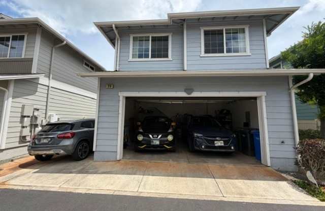 3 bed 2.5 Bath 2 car garage/ Central AC/ Ewa Beach! Gallery 4