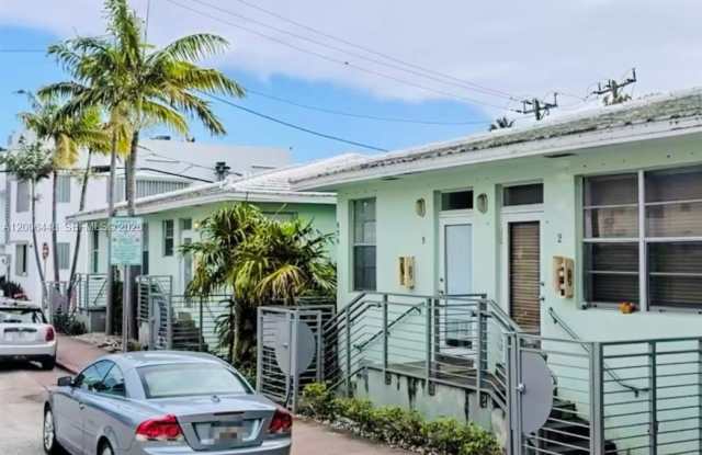 826 7th St photos photos