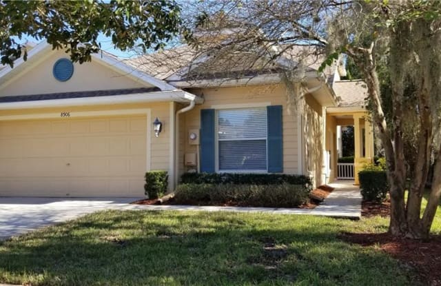 8906 IRON OAK AVENUE - 8906 Iron Oak Avenue, Pebble Creek, FL 33647