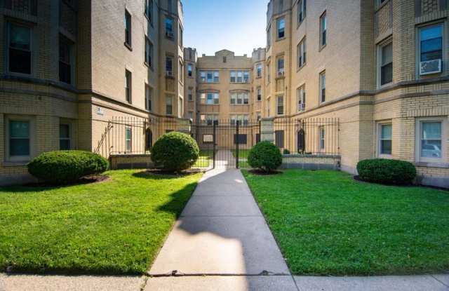 7631 South East End Ave. photos photos