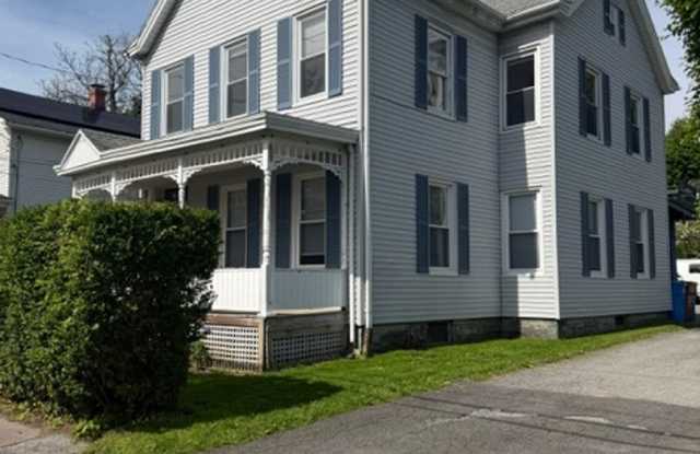 13 2nd Ave. photos photos