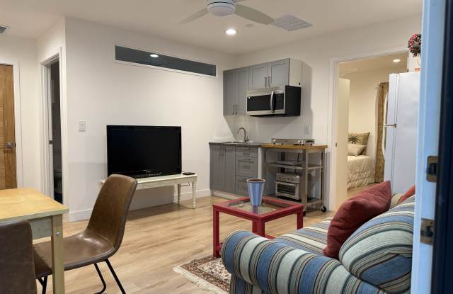 22540 Itasca Street photos photos