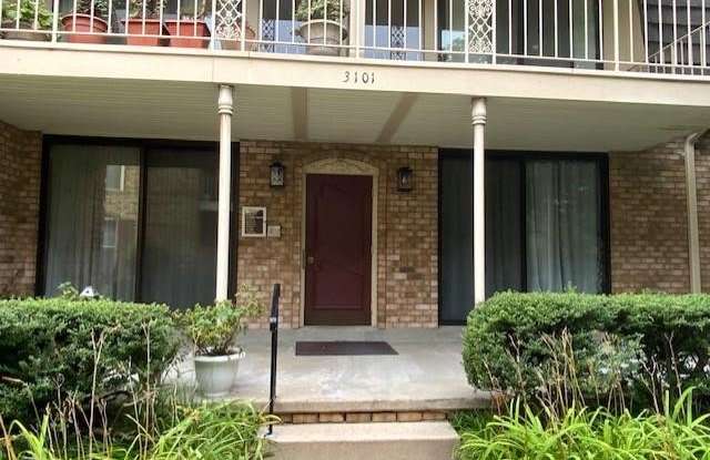 3101 PATRICK HENRY DRIVE - 3101 Patrick Henry Drive, Lake Barcroft, VA 22044