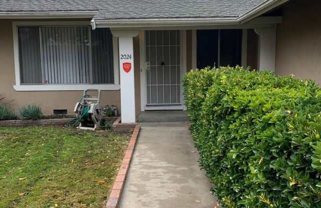 2024 APPLEGATE DRIVE Gallery 2