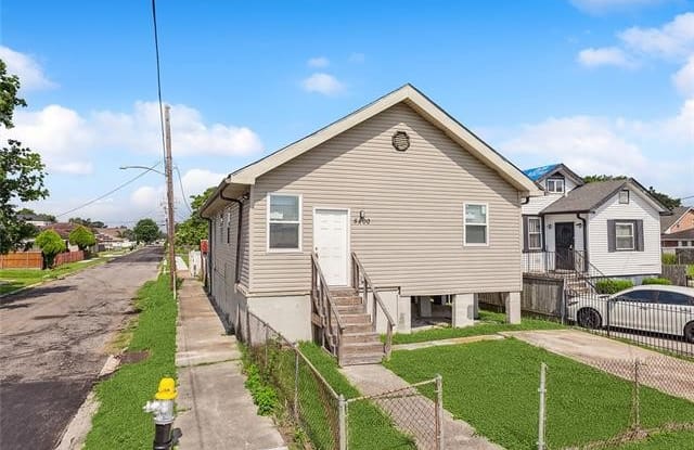5800 PEOPLES Avenue - 5800 Peoples Avenue, New Orleans, LA 70122