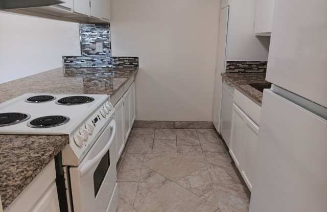 2-bedroom, 2-bathroom home located in the vibrant city of Albuquerque photos photos