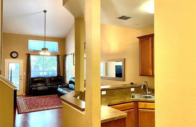 8604 Hunters Trace Lane Gallery 3