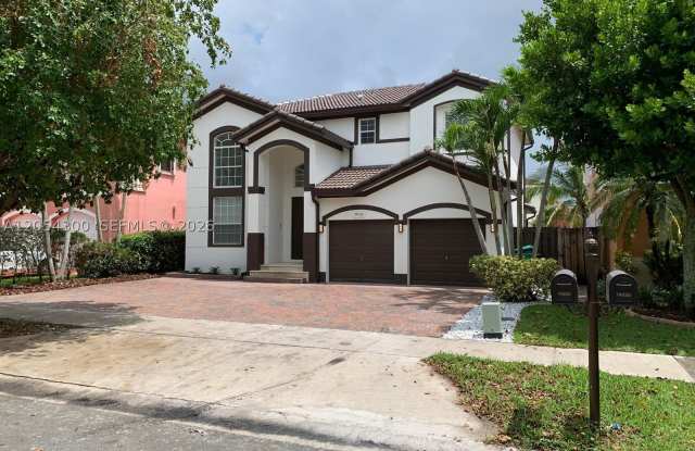 14020 SW 152nd Ter photos photos