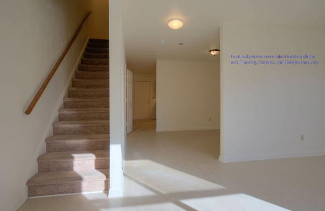 202 Pheasant Run Drive  | 4 Bedroom 2.5 Bath Townhouse | 08/13/2027 Gallery 3