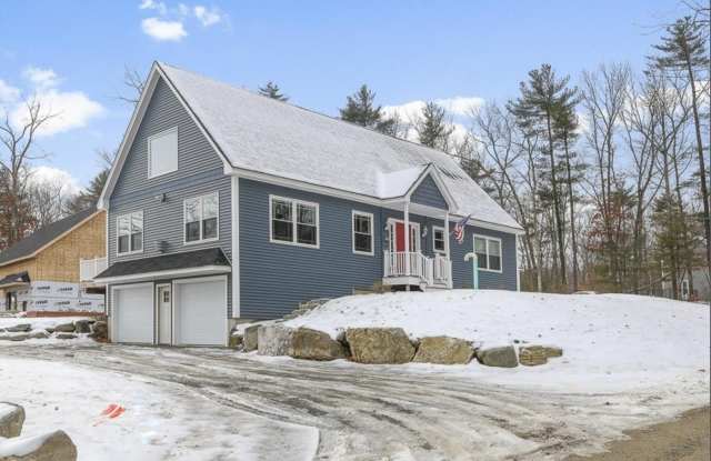 9 Gulliver Avenue - 9 Gulliver Avenue, Salem, NH 03079