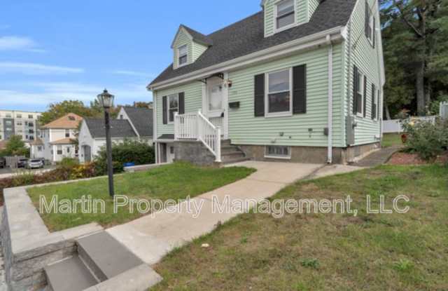 135 Wyoming Avenue - 135 Wyoming Avenue, Malden, MA 02148
