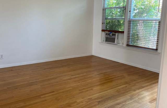 g2406 Gallery 4