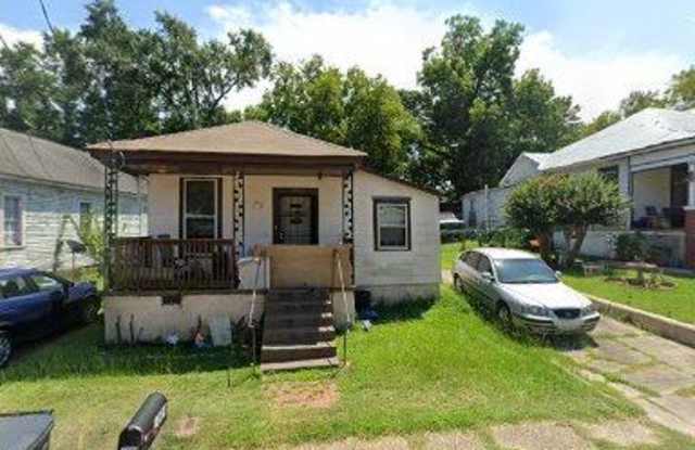 1009 16th Street photos photos