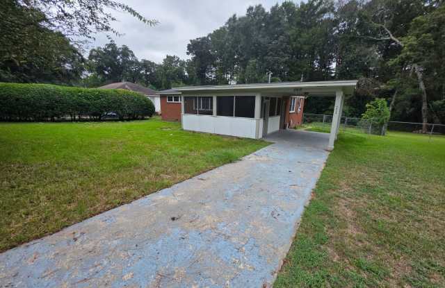 Lovely 3bed 2bath single level home in South Augusta Gallery 4