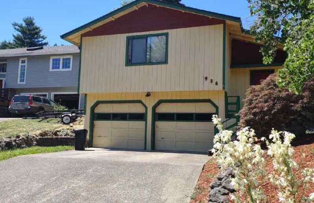 936 SE Sharon Ave photos photos