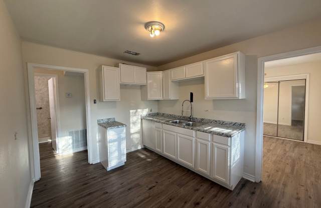 Charming 4‑Bed Home — Freshly Rehabbed AVAILABLE NOW! photos photos