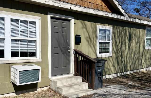 1551 E Haskell St - 3 photos photos