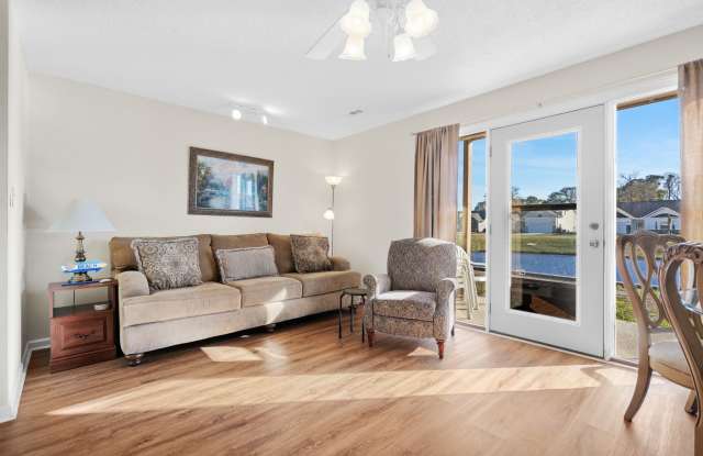 SNOWBIRD RENTAL- 3 months -6 month Lease available. GROUND FLOOR Gallery 1