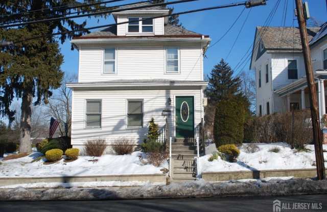 111 S Main Street Gallery 1