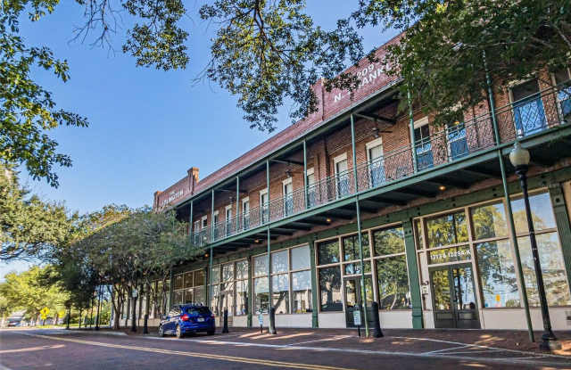 2 BR/ 2BA Condo in Downtown Tampa - 1229 North Franklin Street, Tampa, FL 33602