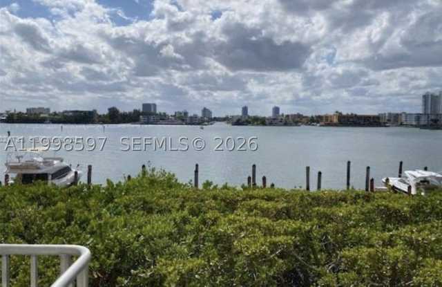 17050 N Bay Rd photos photos