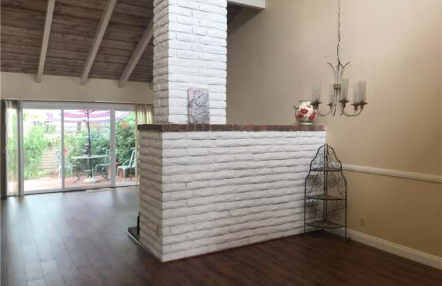 24 Redwood Tree Lane Gallery 3