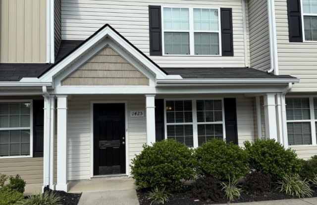 1425 Clydesdale St. photos photos
