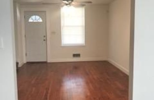 3205 LAKE AVENUE Gallery 3