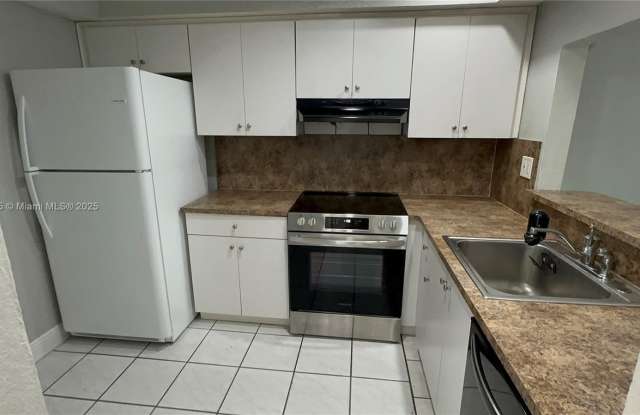 11245 SW 88th St photos photos