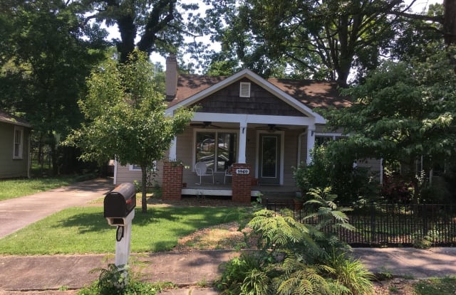 1464 Hawthorne Way - 1464 Hawthorne Way, East Point, GA 30344