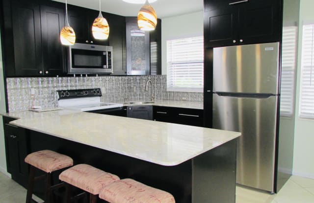 236 Newport O - 1 photos photos
