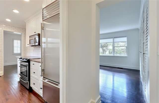 544 N KNOWLES Avenue Gallery 4