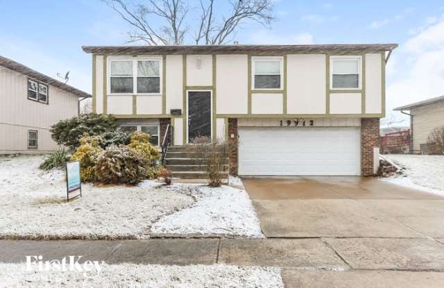 19912 Monterey Avenue - 19912 Monterey Avenue, Lynwood, IL 60411