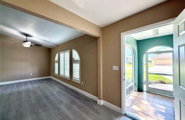 25128 MERCEDES DRIVE Gallery 3