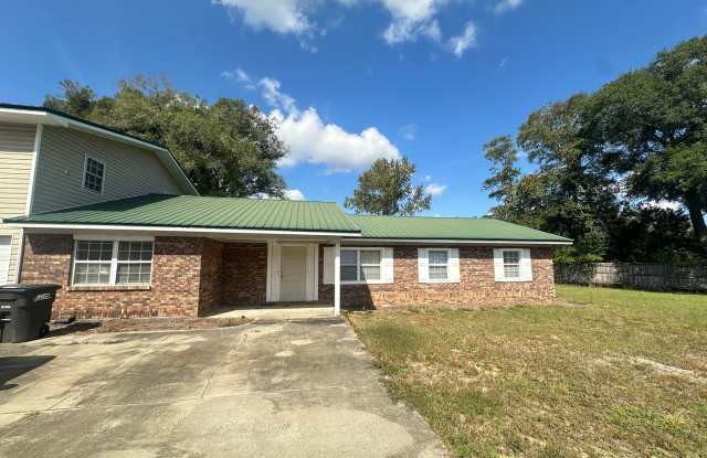 Level Plains!!! Electric/Water Included!!! - 9621 County Road 1, Level Plains, AL 36330