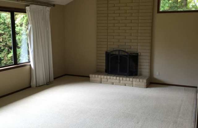 13594 Blazer Trail Gallery 3