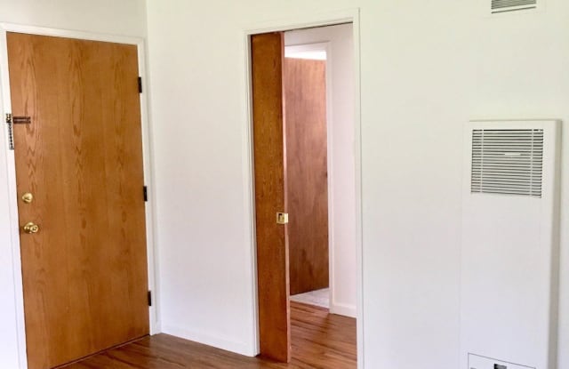 4909 Klump Ave. - 4909 Klump Avenue, Los Angeles, CA 91601