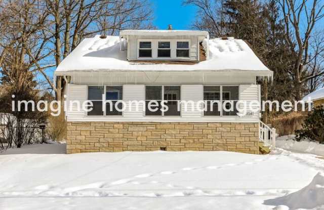 3541 Sanford Avenue photos photos