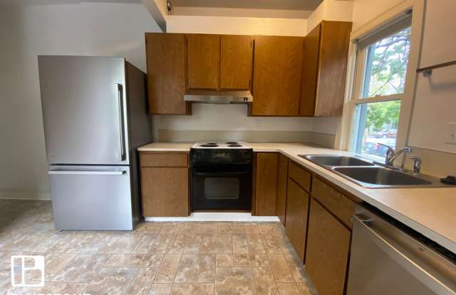 SPECIAL: First Month Rent FREE! 4 bedroom w/ bonus room in the heart of Corvallis! Gallery 3