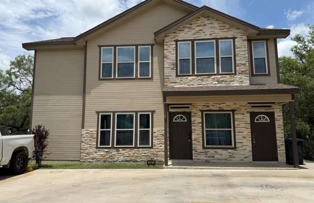 241 Comal photos photos