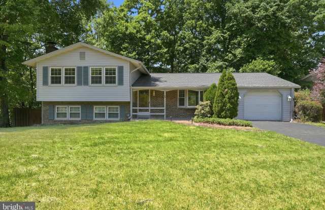 8609 WOODVIEW Drive - 8609 Woodview Drive, Burke, VA 22153